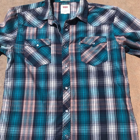LEVI’S BUTTON DOWN SHORT SLEEVE L - Picture 2 of 6